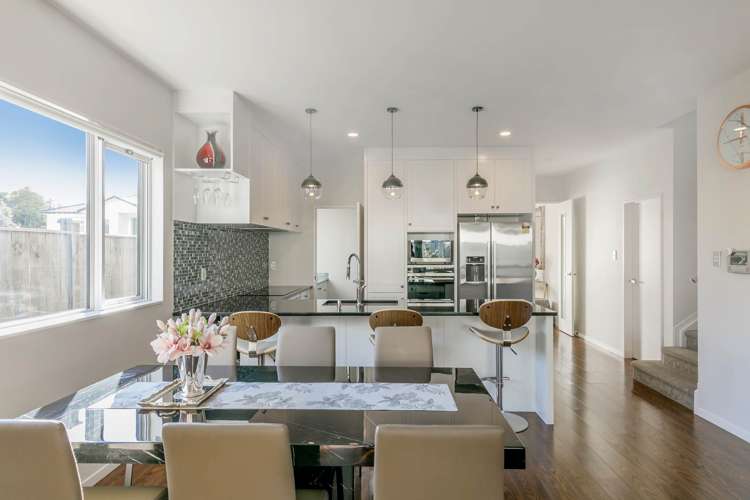 10 Azzurro Way Flat Bush_5