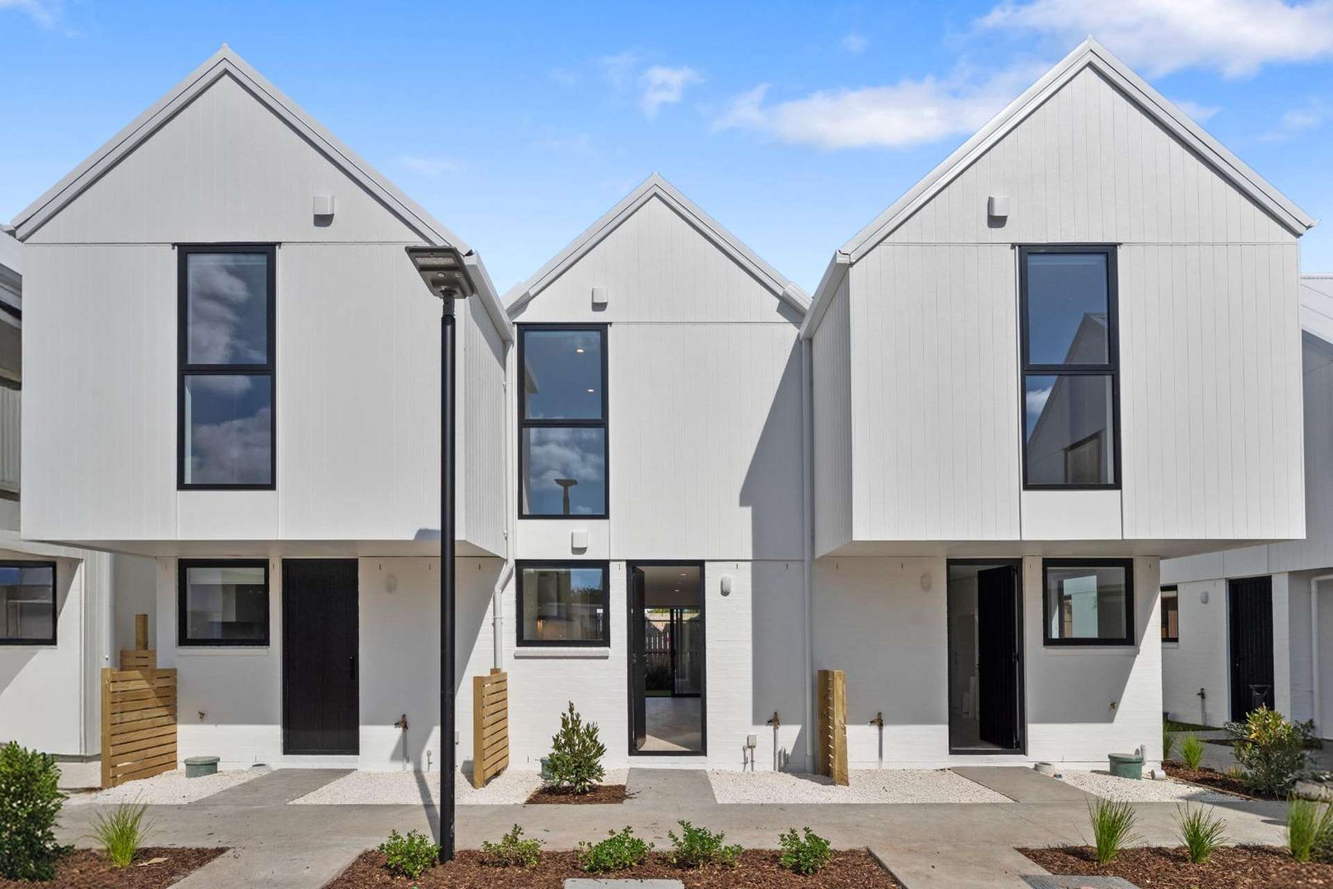 7/52 Taramea Street 10016_0