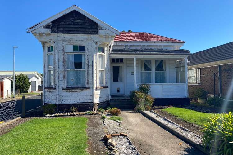 307 Mackay Street_0