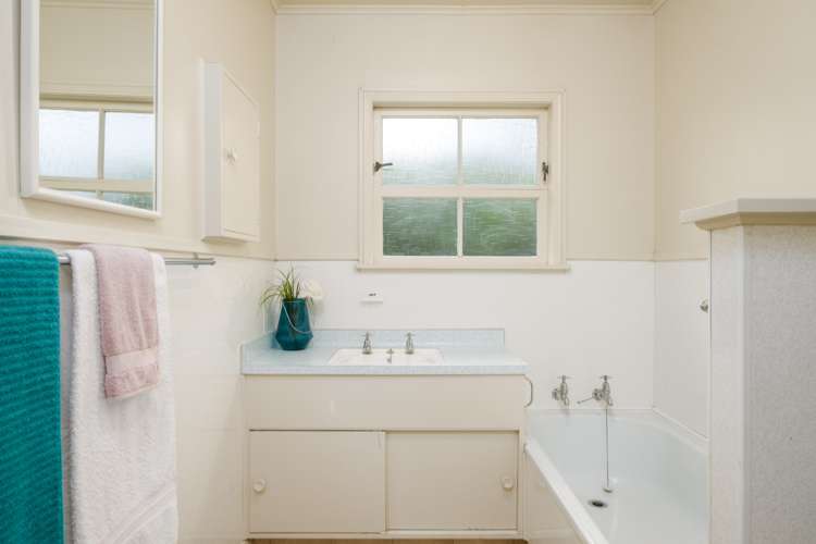 12a Heta Road Inner Kaiti_14