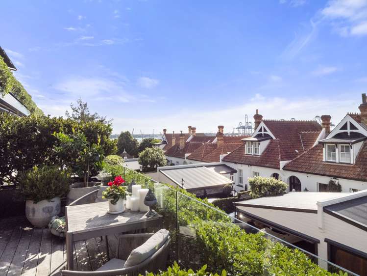 204/15b Augustus Terrace Parnell_17