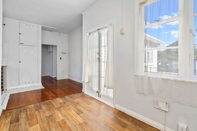 1 Reid Road New Lynn_3