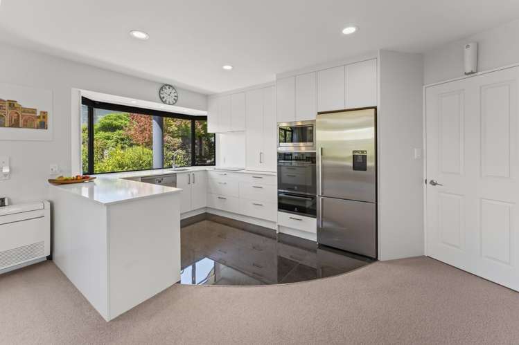 6 Heritage Crescent Richmond_11