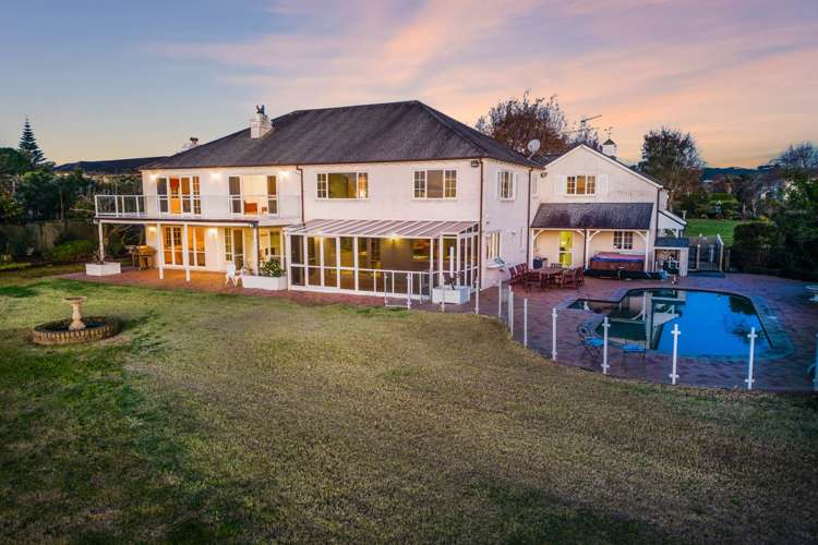 52 Porterfield Road Whitford_37