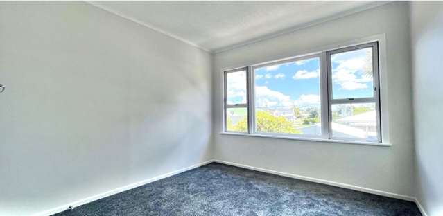 113 Luke Street East 10057_2