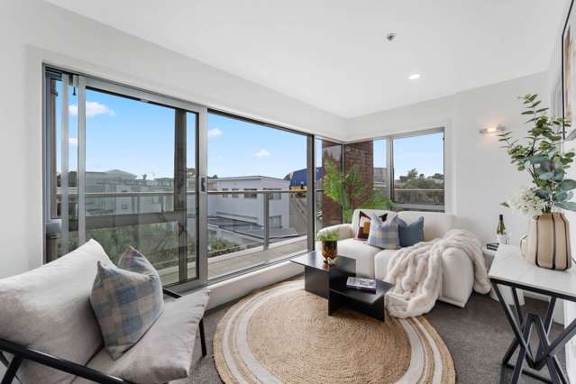 314/4 Wagener Place Mt Albert_1