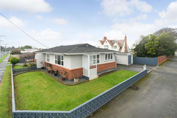 66 High Street Marton_25