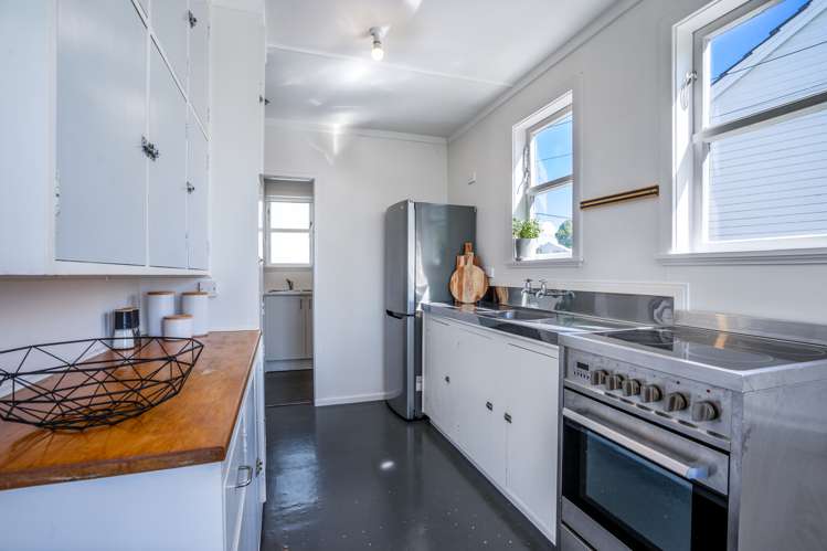 41 Waterbank Crescent Waterview_9