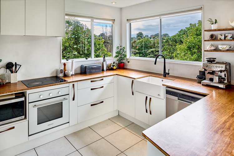 20 Muri Road Pukerua Bay_1