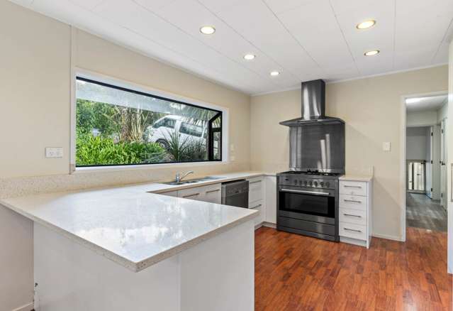 19 Clearview Heights Ranui_2
