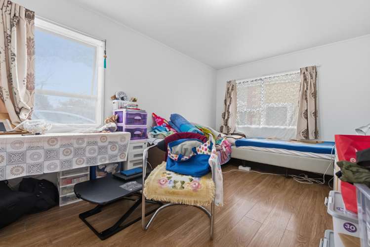 13 Memorial Avenue Mount Roskill_17