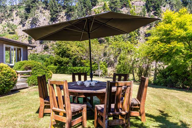 819 Tukairangi Road Acacia Bay_5