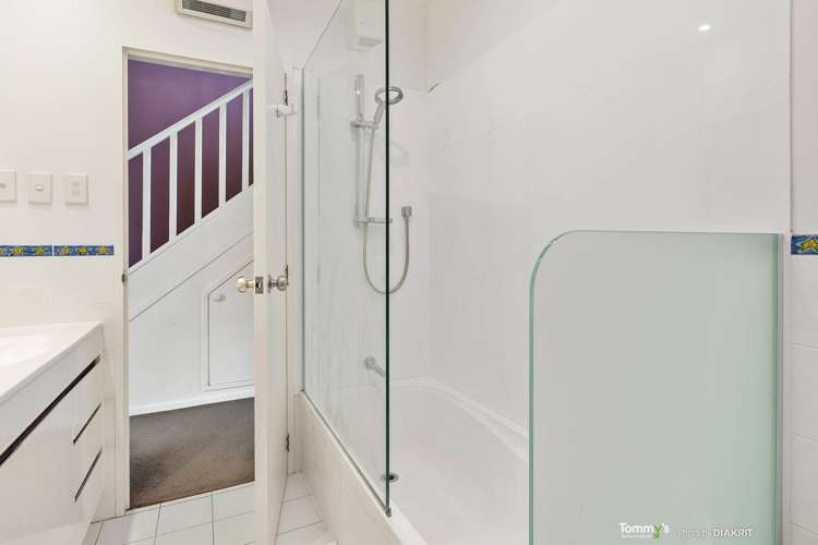 2 Mcfarlane Street Mount Victoria_14