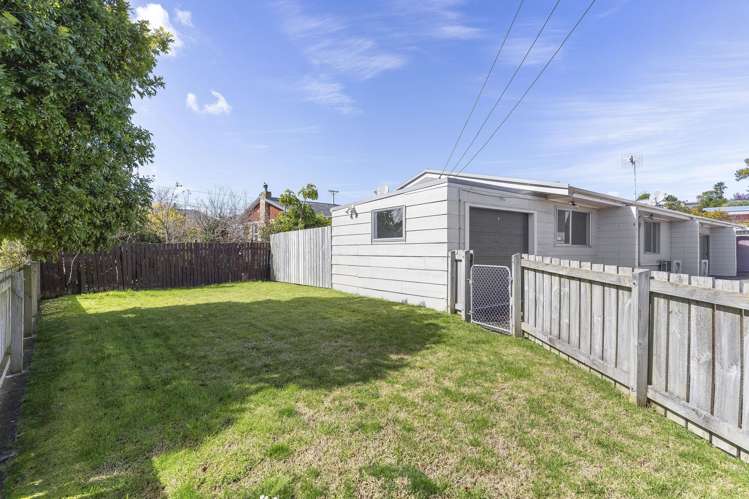 1 and 2/49 Orams Road, Manukau Hill Park_13