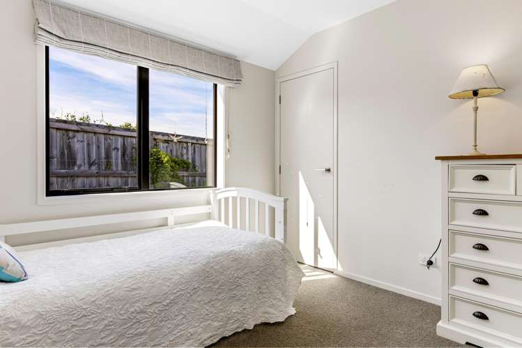 13 Wai Terrace Wharewaka_15