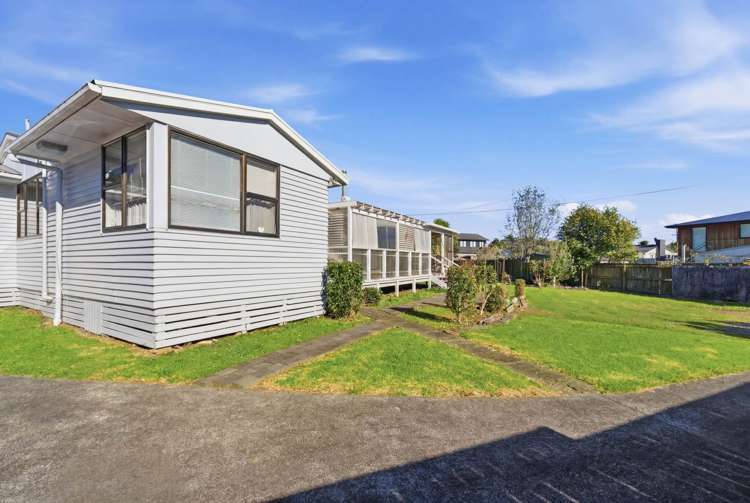10 House Avenue_2