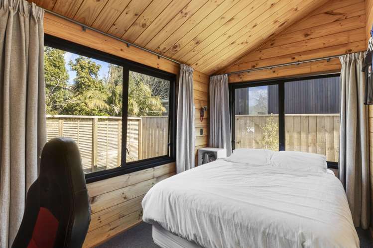 7c Waterloo Place Westown_19