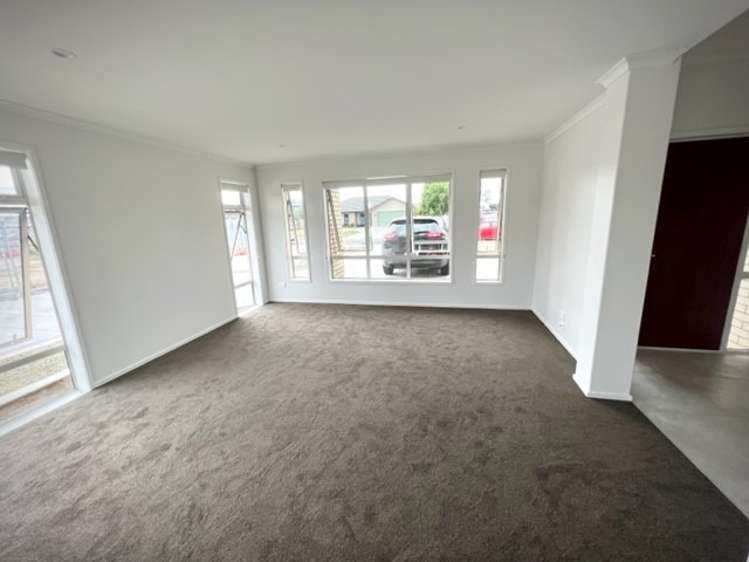 7 Tiaki Way 11373_1