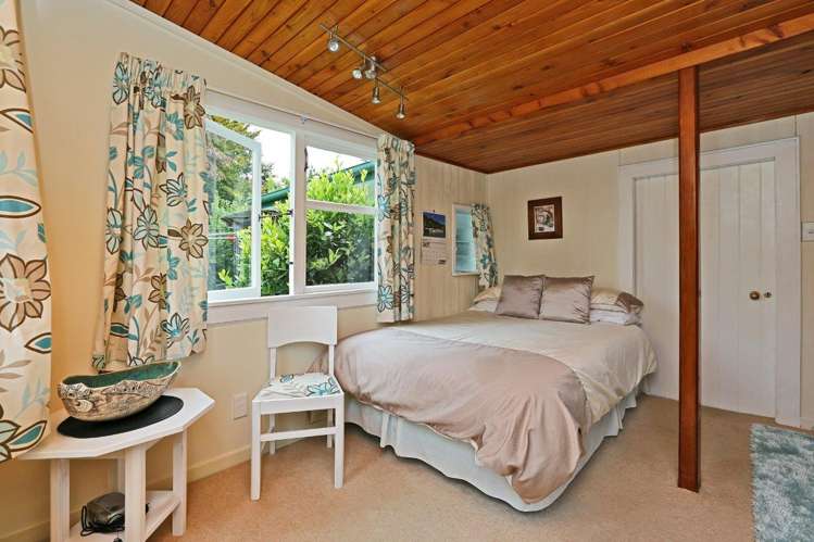 885 Park Road South Longlands_6