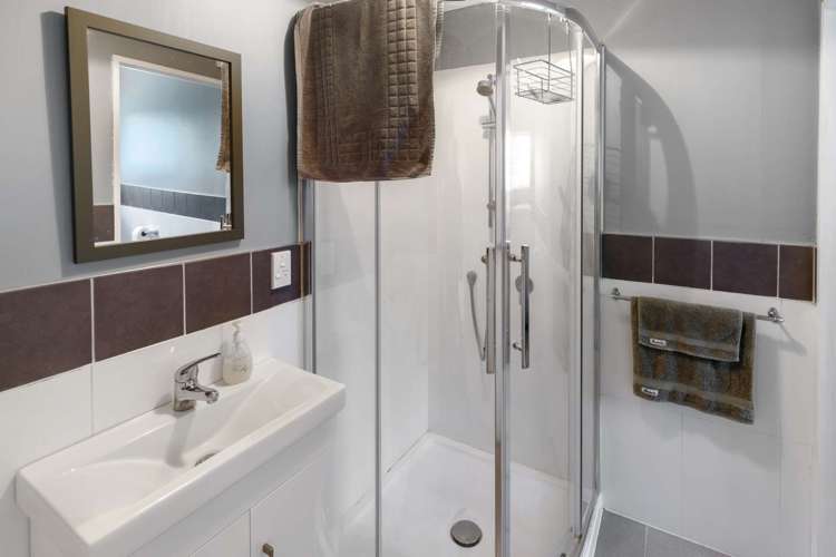 189 Mount View Road Bastia Hill_15