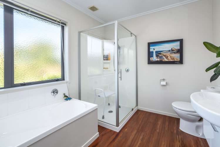 62 Woodward Street Featherston_21