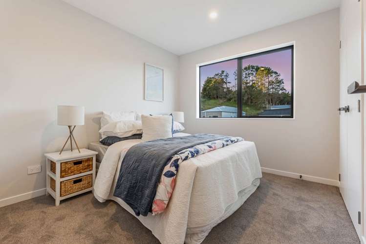 56 Ara Taha Crescent Orewa_18