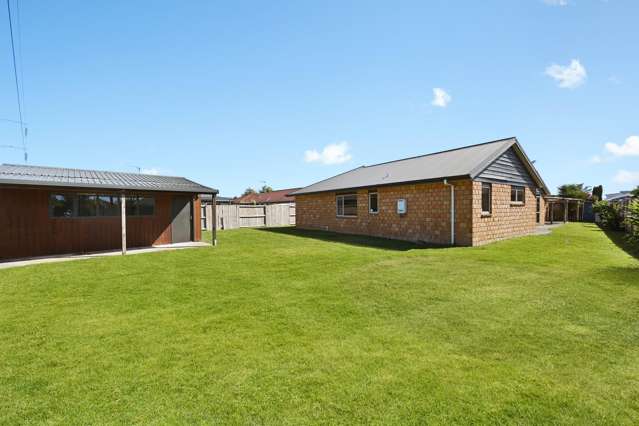 45 Stoneleigh Drive Chartwell_1