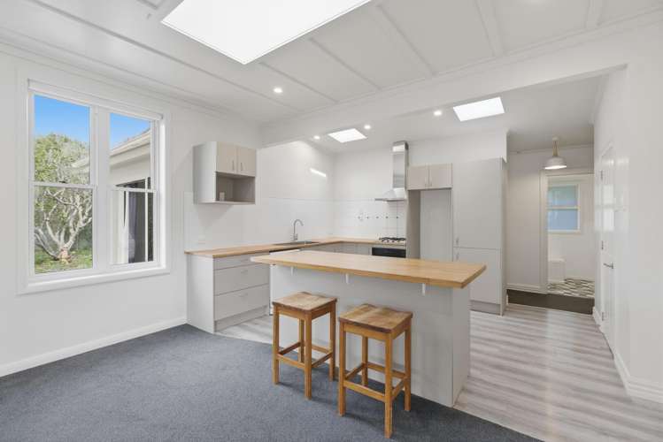 44 Carthew Street Okato_5