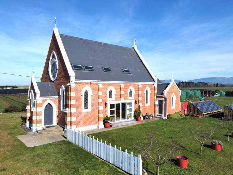 1686 Waimate Highway Makikihi_18