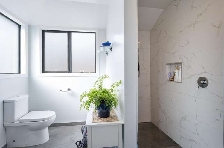 6 Karamu Lane Redwood Valley_24