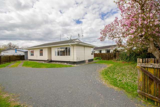 Renovated home on private 791m2 section