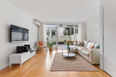 7/142 Howe Street_3