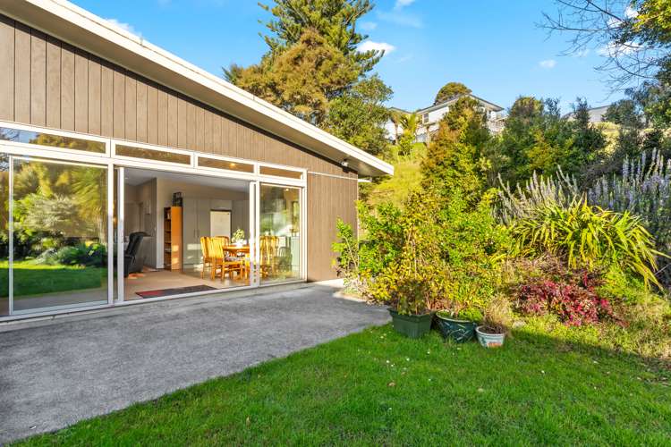 269 Okura River Road Okura_38