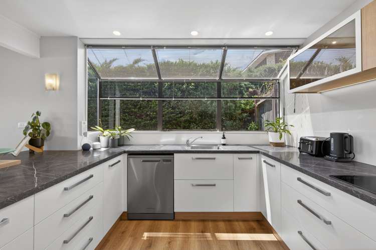 11 Emerson Crescent Diamond Harbour_11