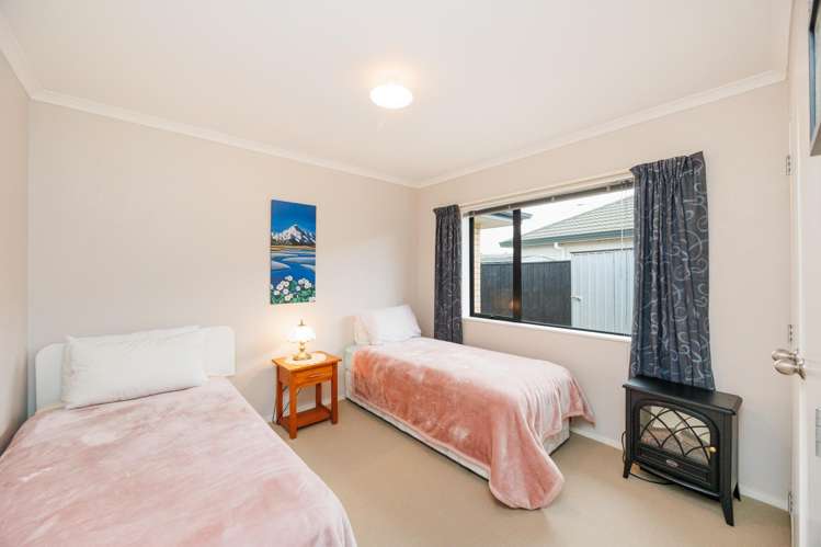49 Peter Hall Drive Kelvin Grove_12