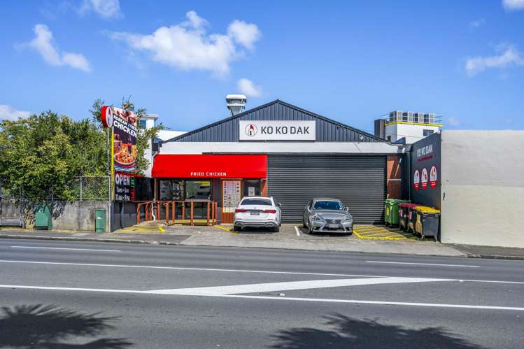 135 Atkinson Avenue Otahuhu_14