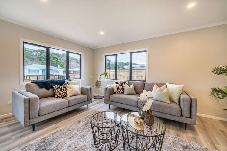 61 Dover Road Wainuiomata_14