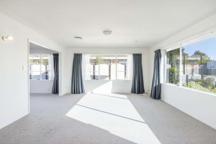 18 Robertson Street Glenholme_4