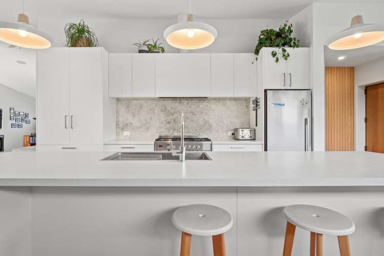 17 Howden Drive Jacks Point_12