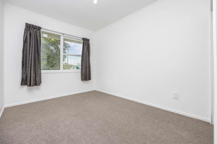 17 Awatere Street Clover Park_7