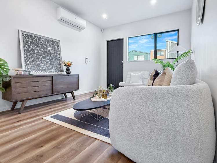 3-11 Longview Oak Lane Papakura_6