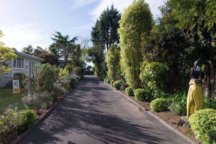 5 Holden Avenue Holdens Bay_35