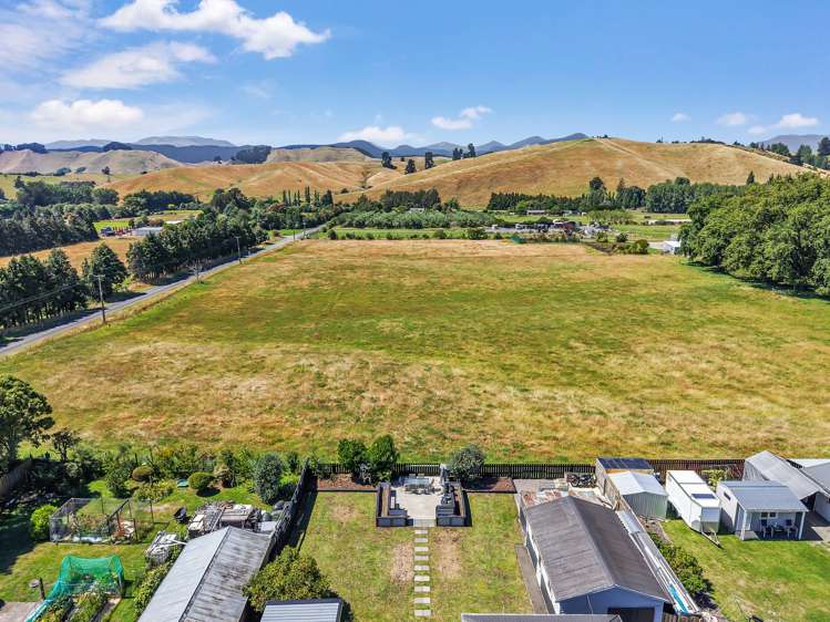 210 Whitby Road Wakefield_25