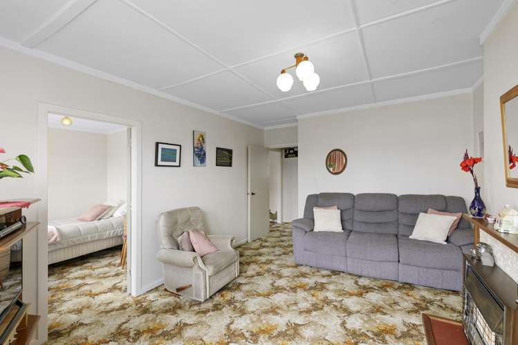 13 Bush Street Naenae_6