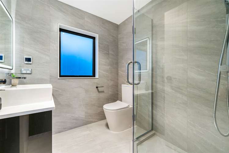 10 Uru Drive Flat Bush_26