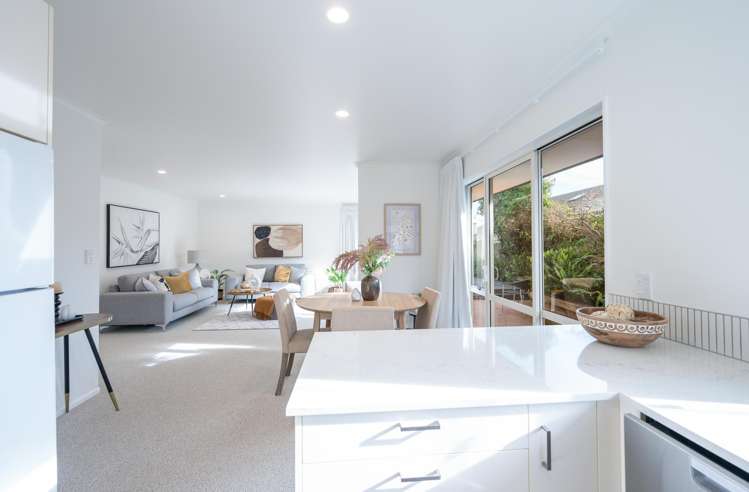 1 Di Leva Way The Wood_7