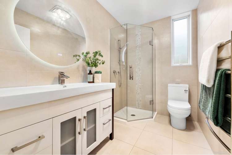 77 Donovan Street Blockhouse Bay_13