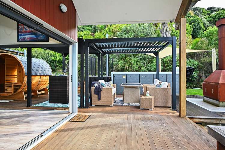 56A Moana Road Okitu_1