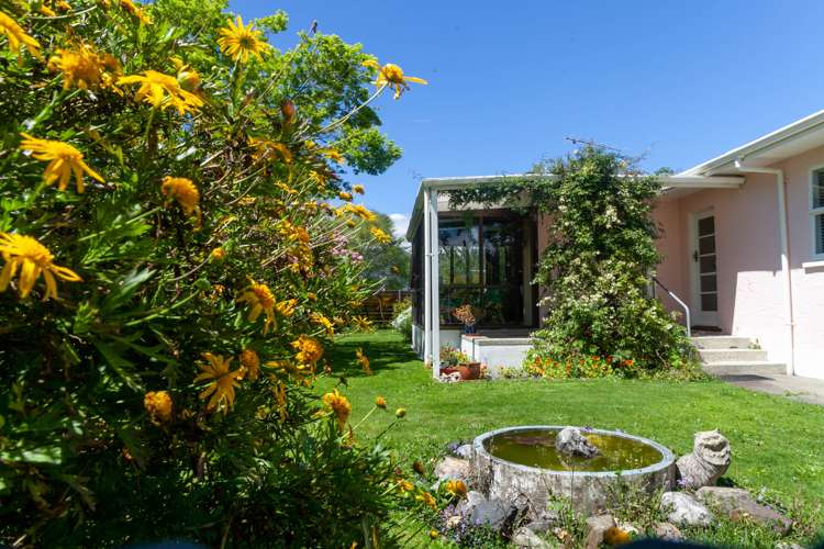 12 Lake Crescent Takaka_17