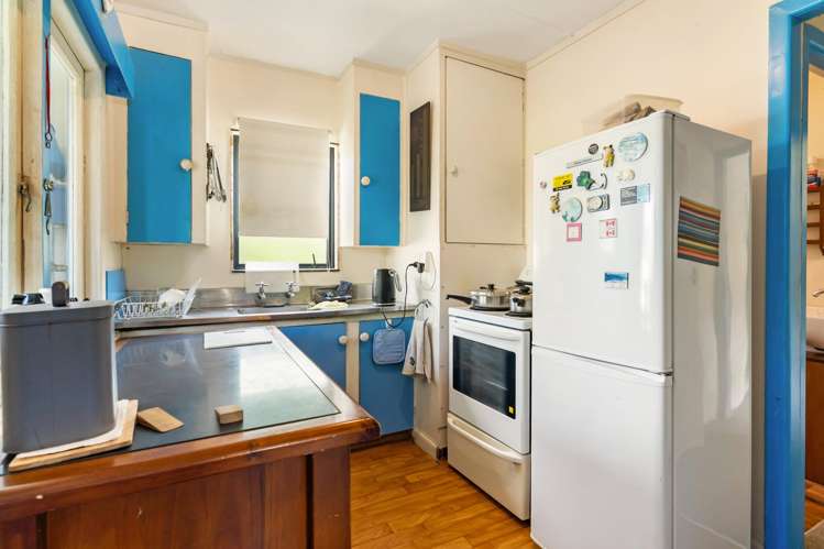 47 Killarney Avenue Torbay_12